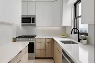 360 E 72nd St, New York City, NY 10021 - Photo 10