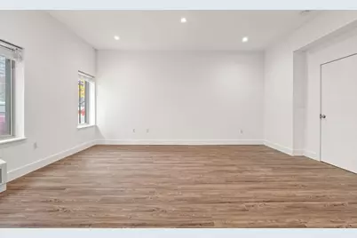 47-05 5th Street #202, Long Island City, NY 11101 - Photo 12