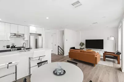 5-18 51st Avenue #3, New York City, NY 11101 - Photo 2