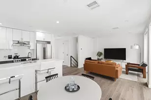 5-18 51st Ave, New York City, NY 11101 - Photo 2