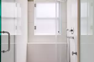 360 E 72nd St, New York City, NY 10021 - Photo 18