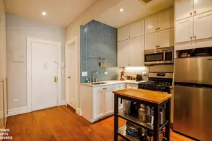 219 W 70th St, New York City, NY 10023 - Photo 8