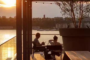 547 W 47th St, New York City, NY 10036 - Photo 18