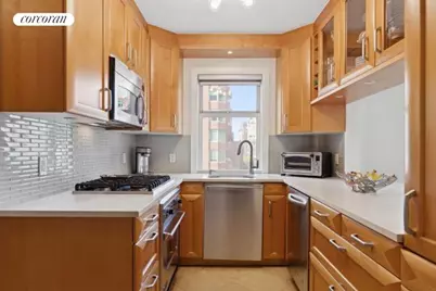 200 E 78th Street #11DE, New York City, NY 10075 - Photo 6
