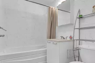 353 E 104th St, New York, NY 10029 - Photo 8