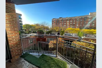2 S End Avenue #5T, New York City, NY 10280 - Photo 2
