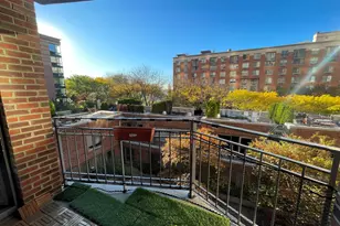 2 S End Ave, New York City, NY 10280 - Photo 2