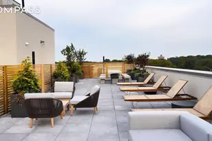 111 Montgomery St, New York City, NY 11225 - Photo 4