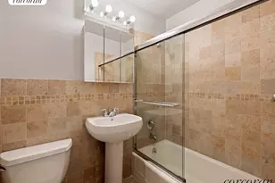 185 Hall St, New York City, NY 11205 - Photo 2