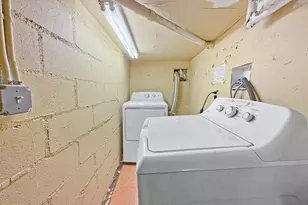 1126 Herkimer St, New York City, NY 11233 - Photo 14