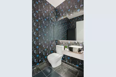 247 W 46th Street #2103, New York, NY 10036 - Photo 8