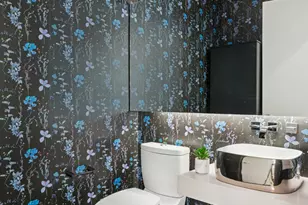 247 W 46th St, New York, NY 10036 - Photo 8