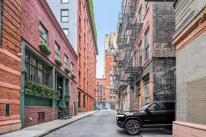 4 Staple Street, New York City, NY 10013 - Photo 20