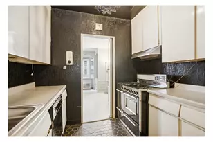 30 E 62nd St, New York City, NY 10065 - Photo 8