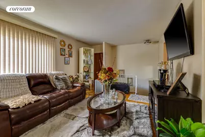 137-17 160th Street, New York City, NY 11434 - Photo 4