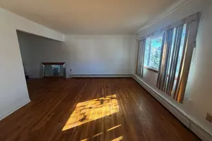 137-17 160th St, New York City, NY 11434 - Photo 16