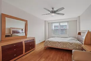 2650 Ocean Pkwy, New York City, NY 11235 - Photo 8