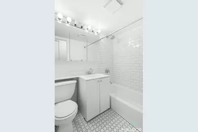 10 E 13th Street #2H, New York City, NY 10003 - Photo 8