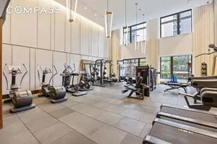 301 E 50th St, New York City, NY 10022 - Photo 16