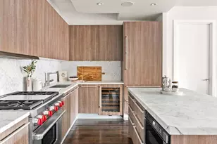 250 West St, New York City, NY 10013 - Photo 4