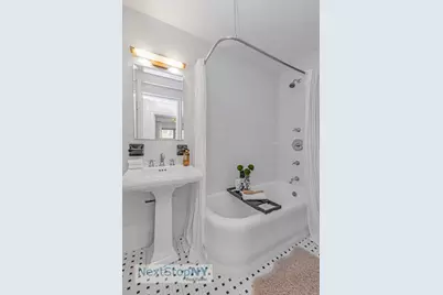 400 E 52nd Street #7K, New York City, NY 10022 - Photo 10