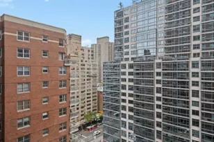 360 E 72nd St, New York City, NY 10021 - Photo 6
