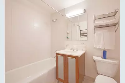 121 E 23rd Street #5F, New York City, NY 10010 - Photo 4