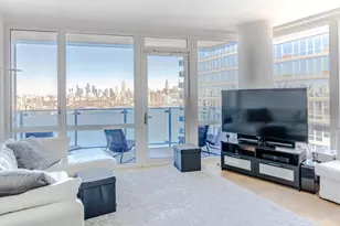 22 N 6th St, New York City, NY 11249 - Photo 1