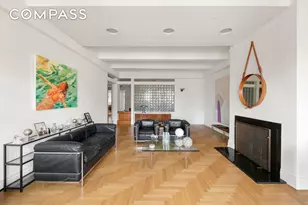 911 Park Ave, New York City, NY 10075 - Photo 2