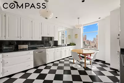 911 Park Avenue #14C, New York City, NY 10075 - Photo 8
