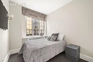 911 Park Ave, New York City, NY 10075 - Photo 10