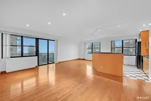 345 E 80th St, New York City, NY 10075 - Photo 2