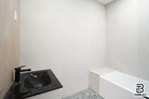 141 Meserole St, New York City, NY 11206 - Photo 4