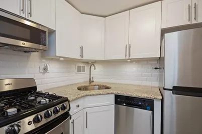330 E 49th Street #6-G, New York City, NY 10017 - Photo 8