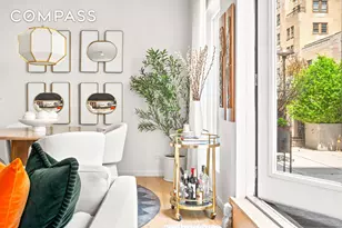 140 W 58th St, New York City, NY 10019 - Photo 4