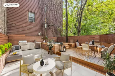 1110 Manhattan Avenue #1, Brooklyn, NY 11222 - Photo 2