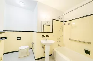 915 E 17th St, New York City, NY 11230 - Photo 12