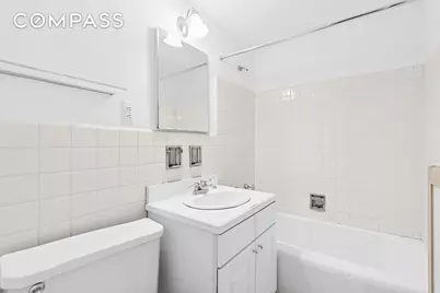 10 E End Avenue #18A, New York City, NY 10075 - Photo 10