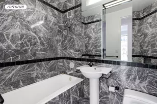 250 E 54th St, New York City, NY 10022 - Photo 8