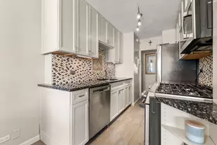 102-30 66th Rd, New York City, NY 11375 - Photo 6