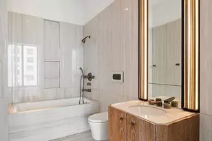 111 W 57th St, New York City, NY 10019 - Photo 12