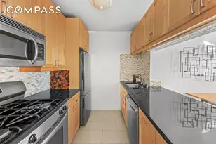 377 Rector Pl, New York City, NY 10280 - Photo 4