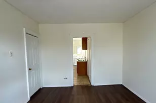 393 Montauk Ave., New York City, NY 11208 - Photo 4