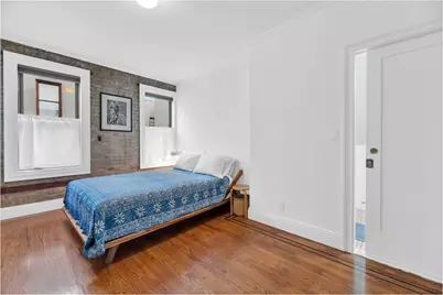 24-75 38th Street #D7/D8, New York City, NY 11101 - Photo 8