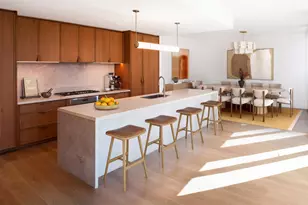 323 Bergen St, Brooklyn, NY 11217 - Photo 2