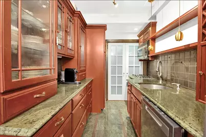 155 E 49th Street #9F, New York, NY 10017 - Photo 6