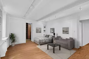 155 E 49th St, New York City, NY 10017 - Photo 2