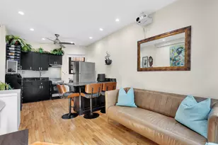 160 E 91st St, New York City, NY 10128 - Photo 2