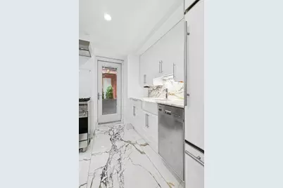 255 W 92nd Street #1B, New York City, NY 10025 - Photo 8