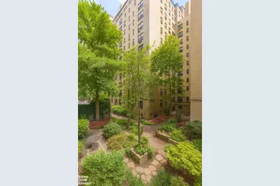 433 E 51st Street #2F, New York City, NY 10022 - Photo 2